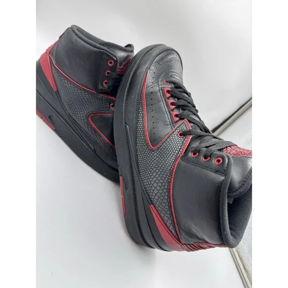 AIR JORDAN 2 RETRO 'ALTERNATE 87' size 10.5
